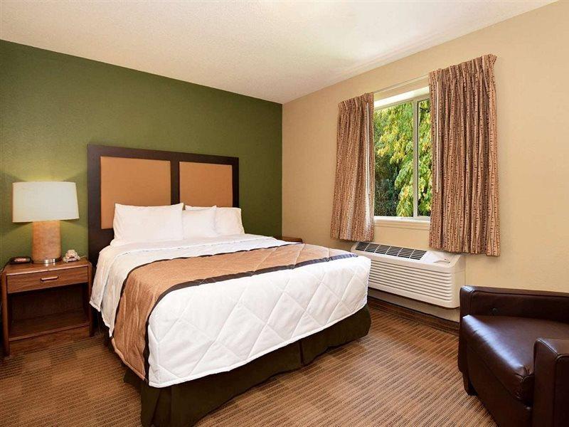 Candlewood Suites Jacksonville Southpoint Exterior foto