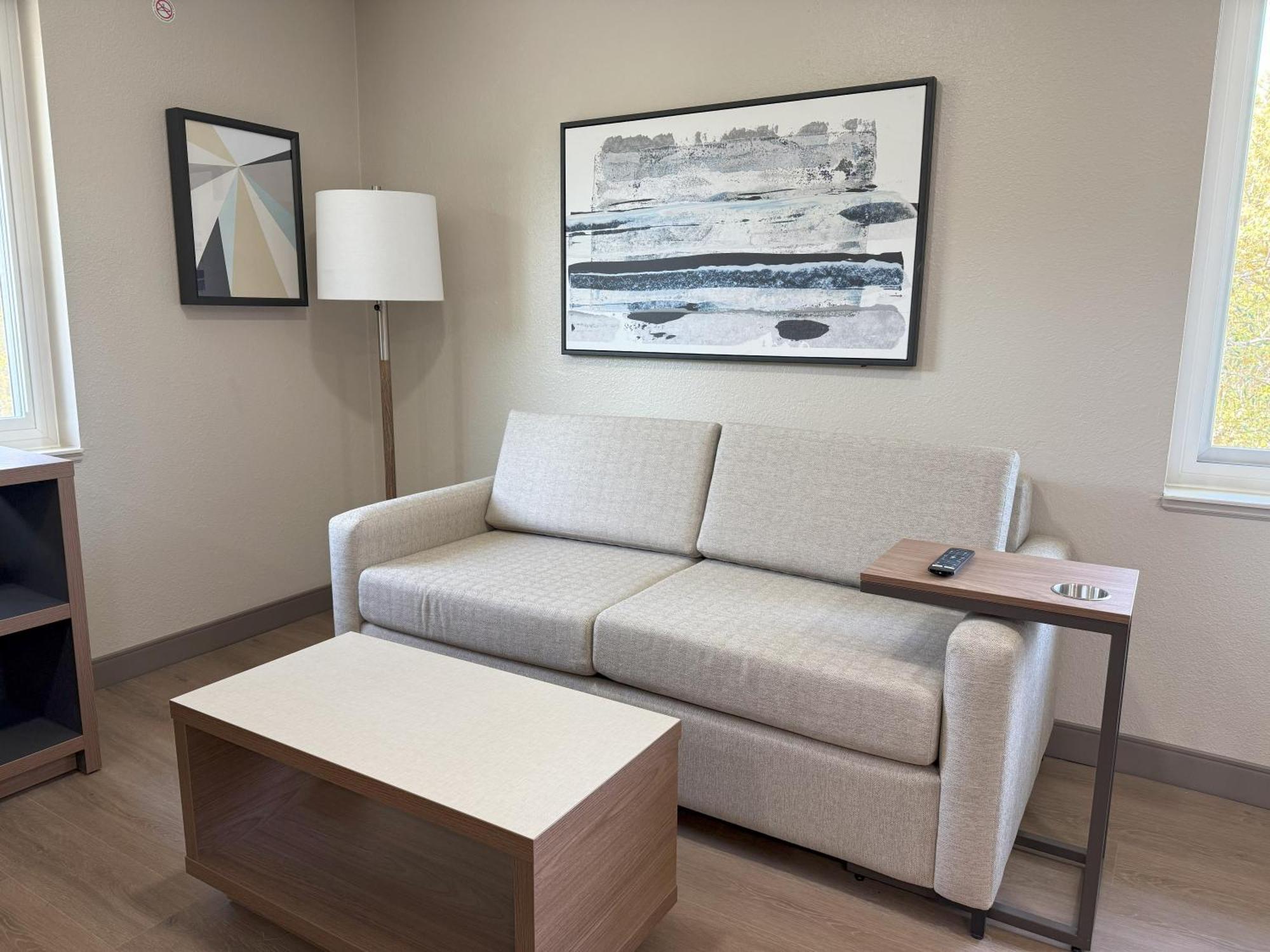 Candlewood Suites Jacksonville Southpoint Exterior foto