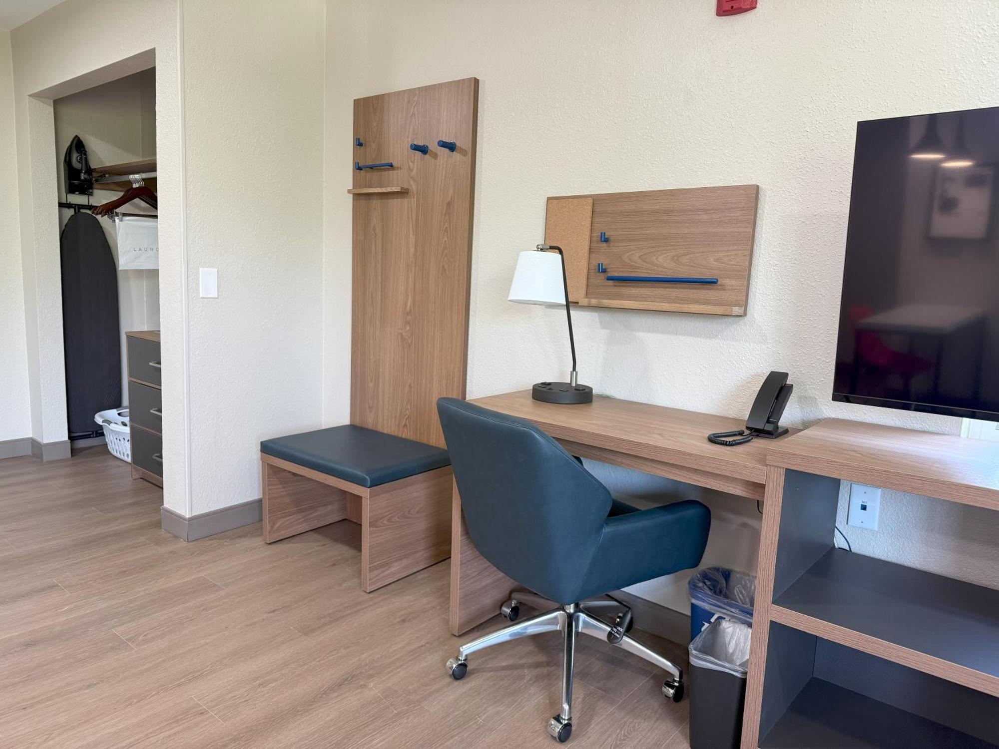 Candlewood Suites Jacksonville Southpoint Exterior foto