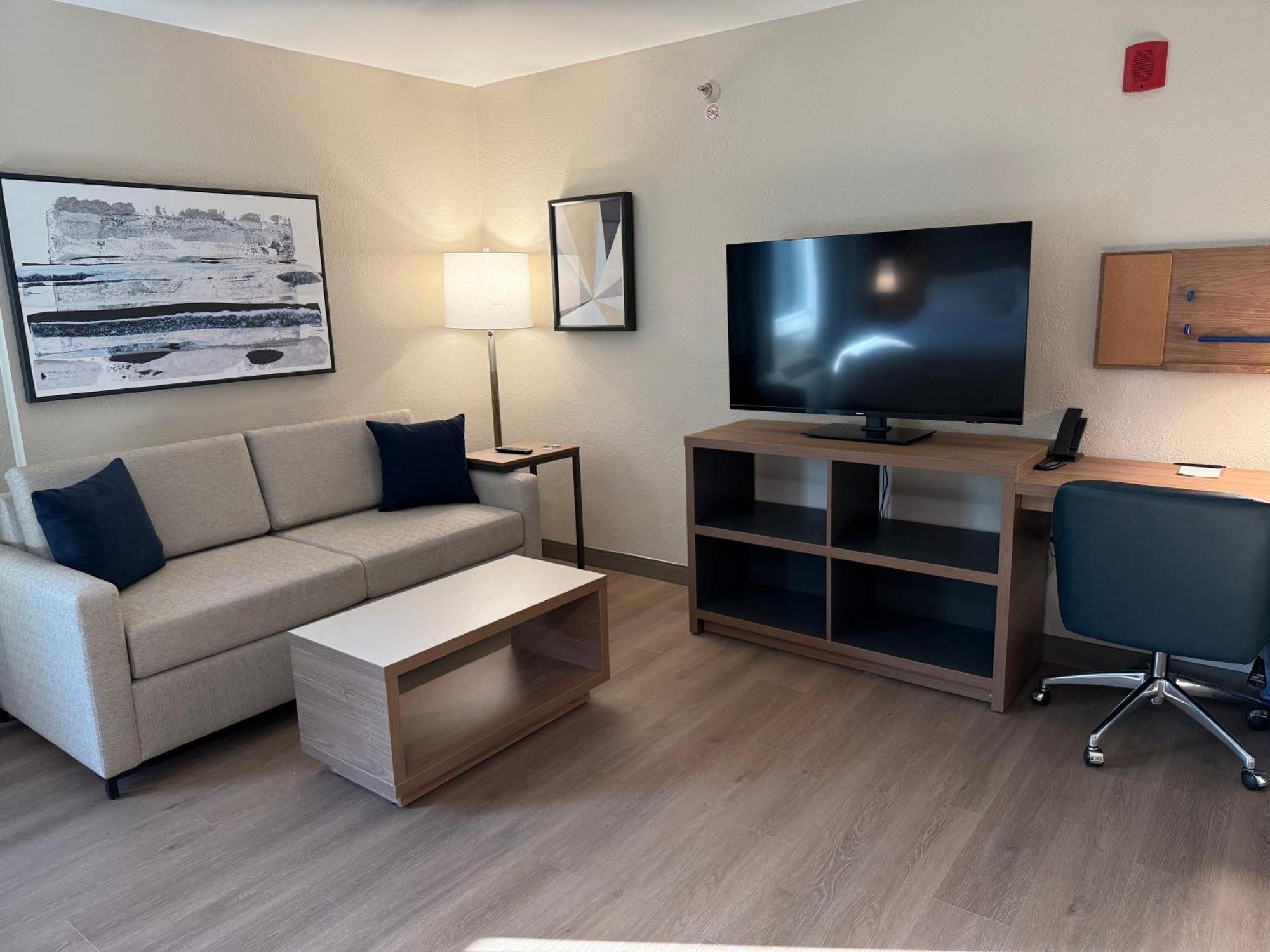 Candlewood Suites Jacksonville Southpoint Exterior foto
