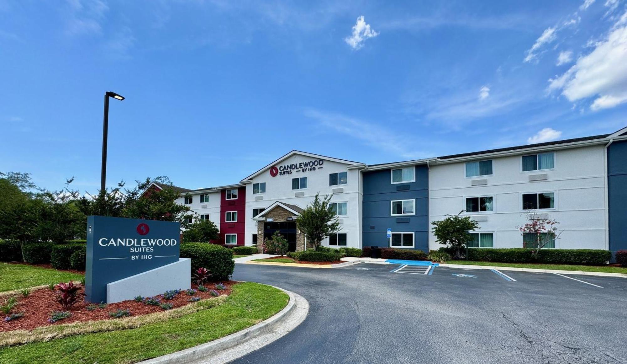 Candlewood Suites Jacksonville Southpoint Exterior foto