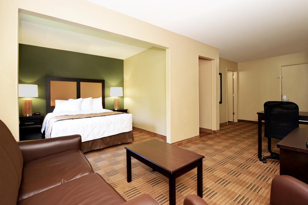 Candlewood Suites Jacksonville Southpoint Exterior foto